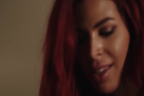 filthy Ts Rubi Maxim darksome hole Bounces On A thick darksome 10-Pounder