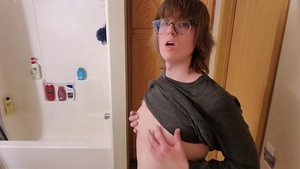 Trans girl Stephanie Sprays massive cumshot All Over baths Floor